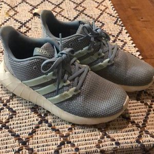 Adidas running women’s 7.5